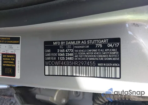 2017 Mercedes-Benz C 300 4Matic/Luxury 4Matic z USA, uszkodzony, nr VIN WDDWF4KB5HR297455